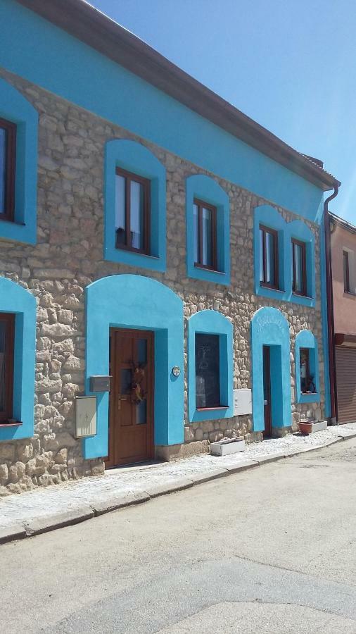 Penzion L'Isola Kunzak Экстерьер фото